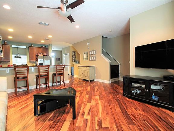 5th image of 766 Summer Breeze Pl