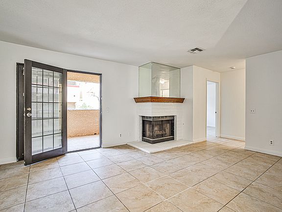 5th image of 4220 Gannet Cir Unit 303