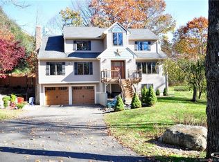 492 E Hartland Rd, Barkhamsted, CT 06063