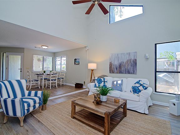 5th image of 475 Selva Lakes Cir