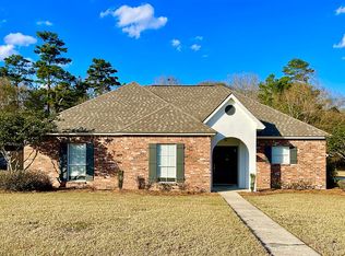 30908 N Summerfield Dr, Denham Springs, LA 70726