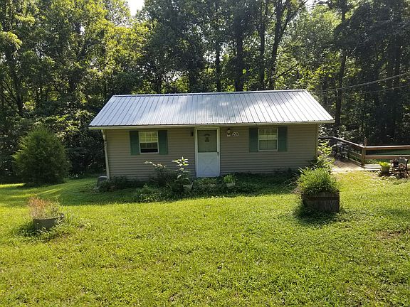 2nd image of 271 Westwood Dr