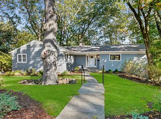 20 Summit Ter, Dobbs Ferry, NY 10522