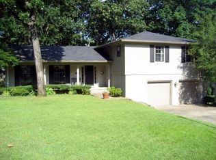 1112 Ronwood Dr, Little Rock, AR 72227