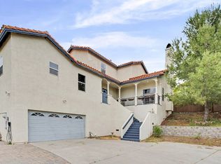 2042 Cherokee Ln, Escondido, CA 92026
