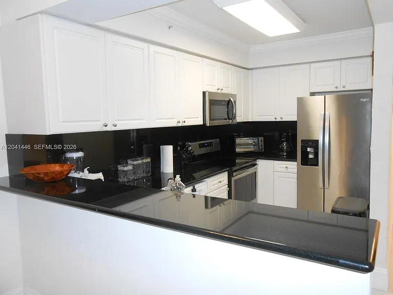 2501 S Ocean Dr #327 — Photo 14