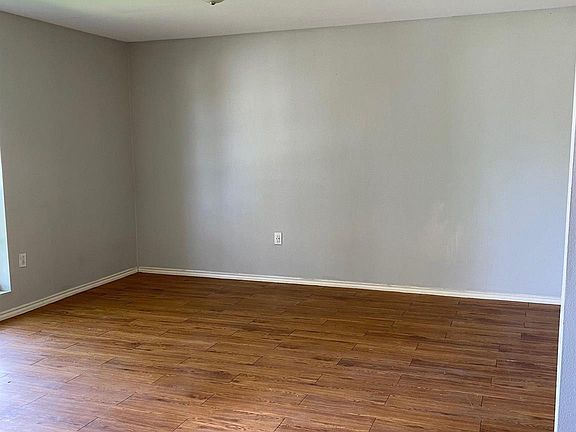 2nd image of 1809 W 8th St