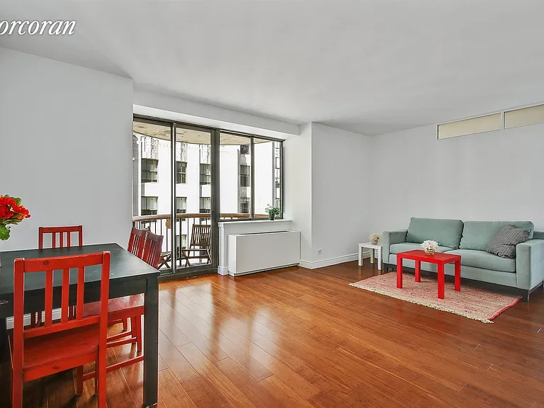 45 E 25th St #12B — Photo 4