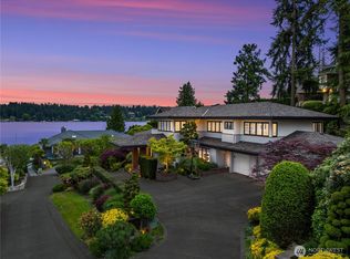 8902 N Mercer Way, Mercer Island, WA 98040