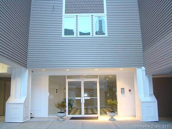 2nd image of 2660 North Ave #220