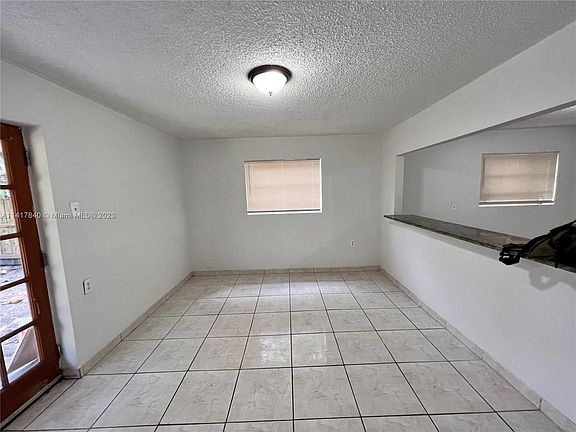 4th image of 2477 NE 184th Ter
