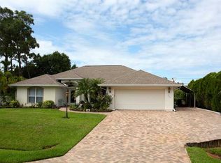 785 Rolling Hill Dr, Sebastian, FL 32958