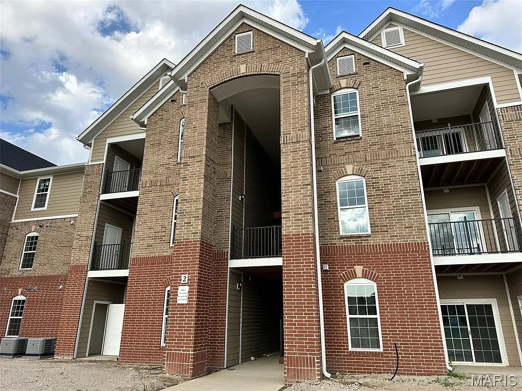 235 Harmony Meadows Ct — Photo 1