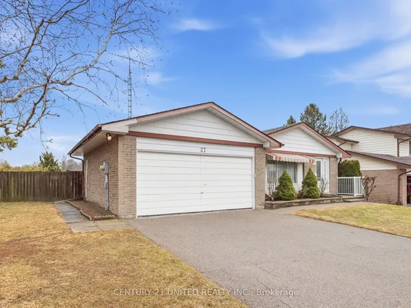 27 Payne Cres, Pt Hope, ON L1A 3Y3