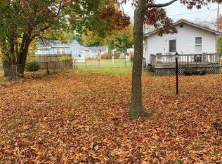 80 Elder Dr, Mastic Beach, NY 11951