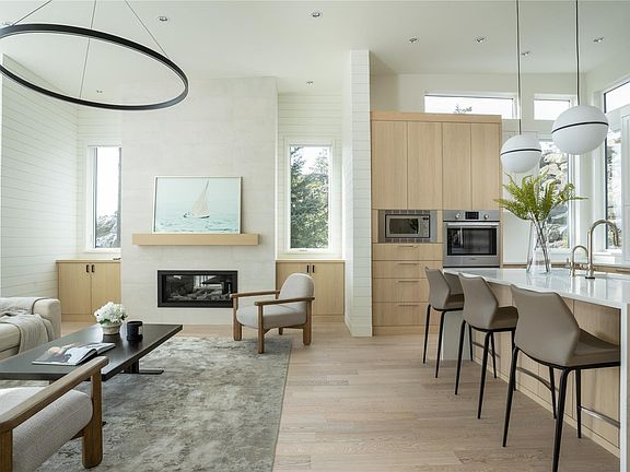 3rd image of 7510 Ocean Park Pl