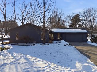 2160 Haywood Dr, Mansfield, OH 44903