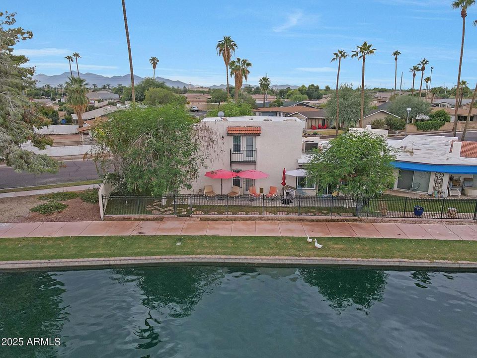 1st image of 324 E Laguna Royale Drive