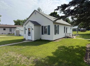 412 N 2nd St, Muscoda, WI 53573