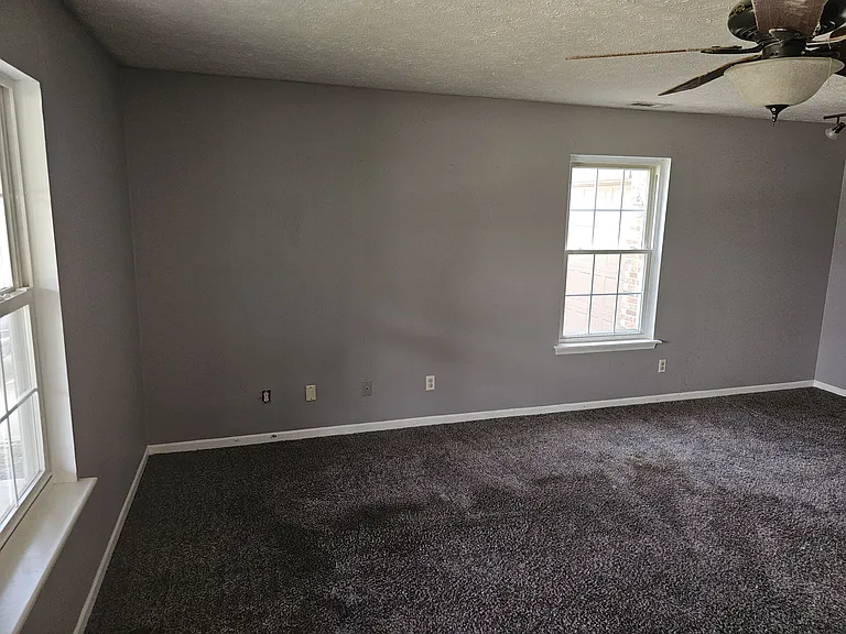 9817 Traditions Ln — Photo 20