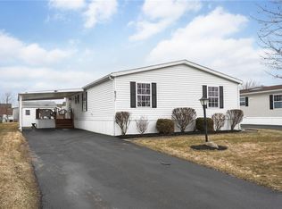 6351 Lambert St, Victor, NY 14564