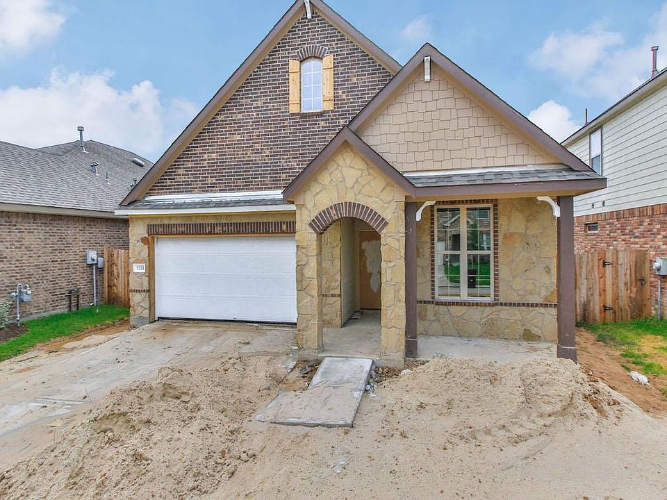 1st image of 5335 Royal Press Dr