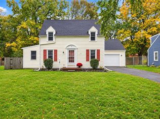 3 Barratt Pl, Fairport, NY 14450