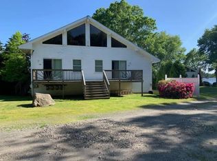 58 Urbans Ln #B, Tiverton, RI 02878