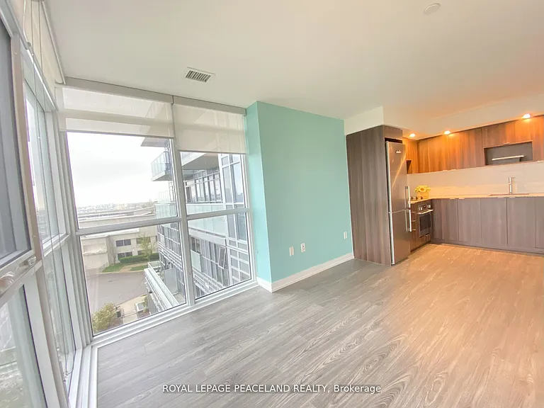 225 Village Green Sq #410 — Photo 27