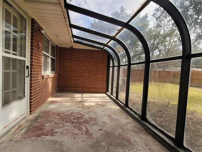 801 Rosewood Dr — Photo 27