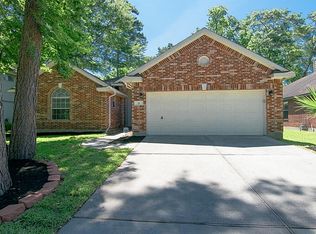 18 Rosewater Pl, The Woodlands, TX 77381