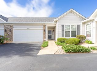 1475 W Ludington Cir, Romeoville, IL 60446