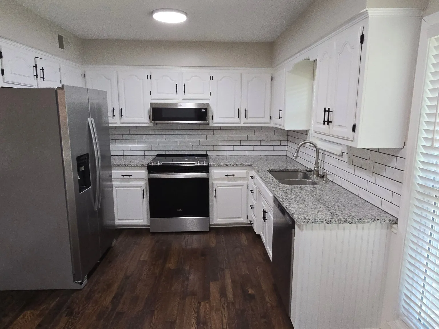 3 bed, 2.0 bath, 1312 sqft, $2,695 — Photo 2