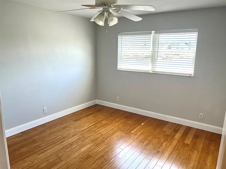 2840 NE 14th St #314A — Photo 13