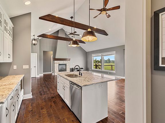 5th image of 2660 N Paradise Ct