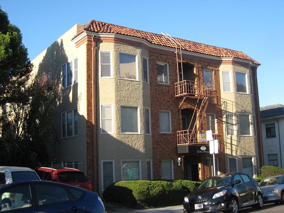 1st image of 291 Lester Ave #305