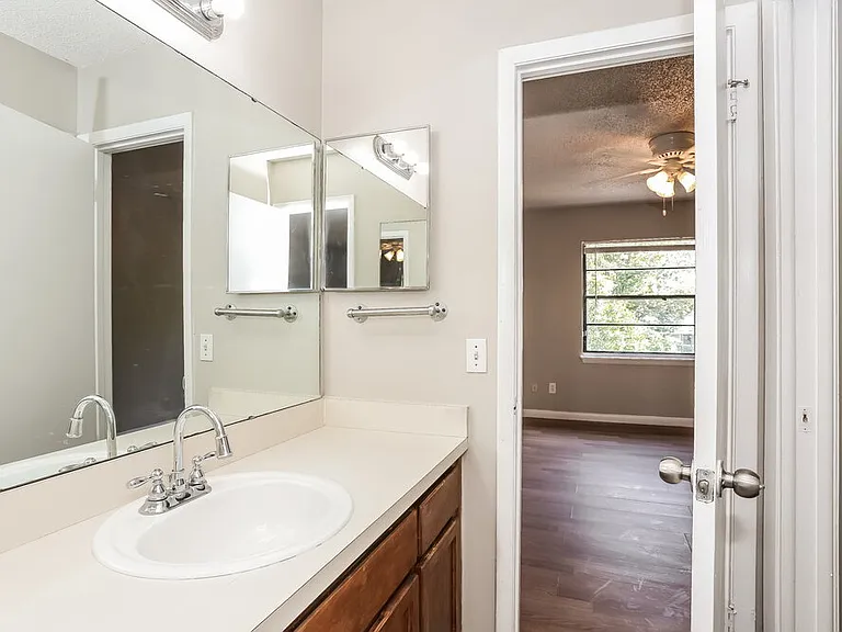 7656 Arble Dr — Photo 12