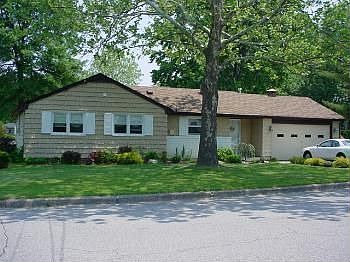 1st image of 6 Eagle Dr