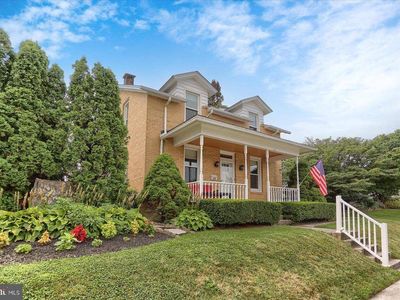 206 W Granada Ave, Hershey, PA, 17033