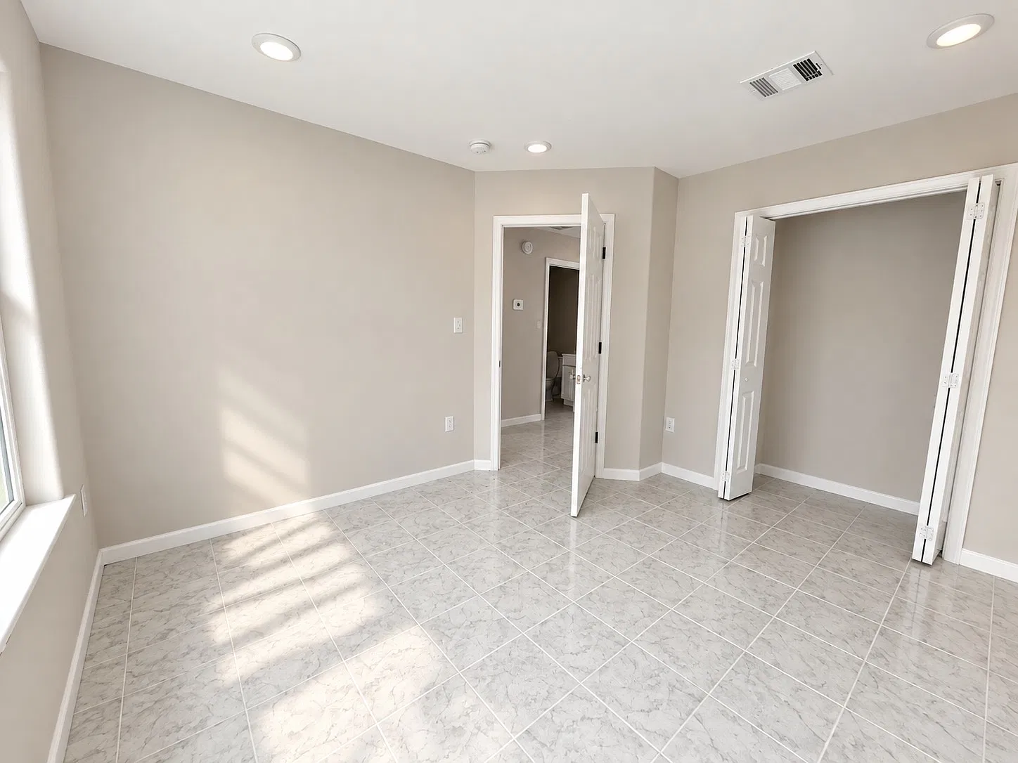 2 bed, 700 sqft, $1,250 — Photo 4