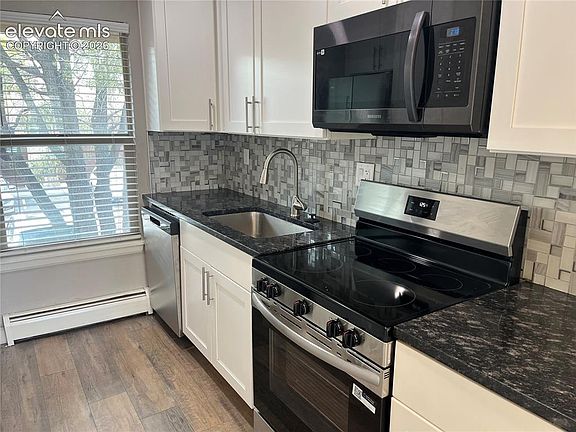 3rd image of 4275 N Carefree Cir APT B