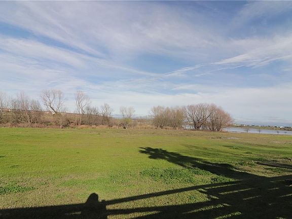 2nd image of 3606 Meadow Park Dr