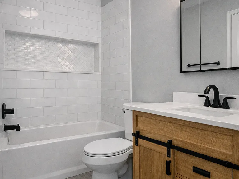 Fisher St Apartments — Photo 46
