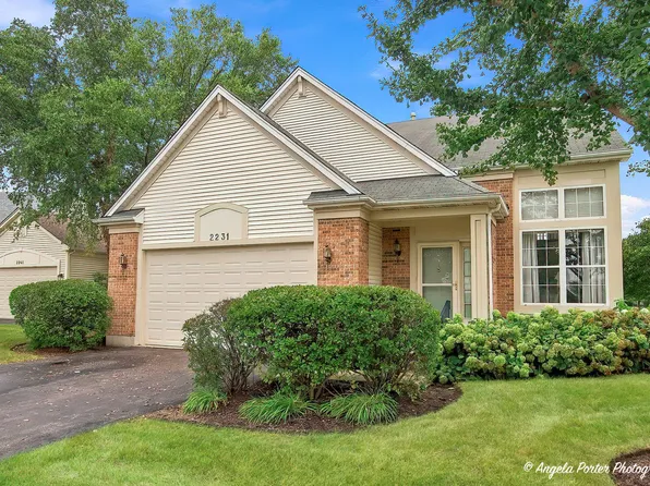 2231 Wilshire Ct, Grayslake, IL 60030