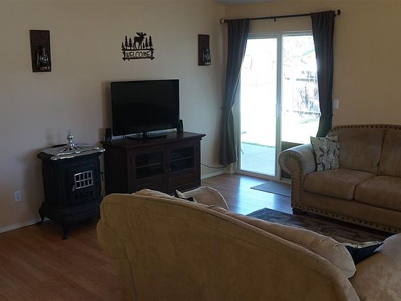 2nd image of 635 Valley Vista Way