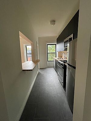 5th image of 97 Cambridge Pl #2
