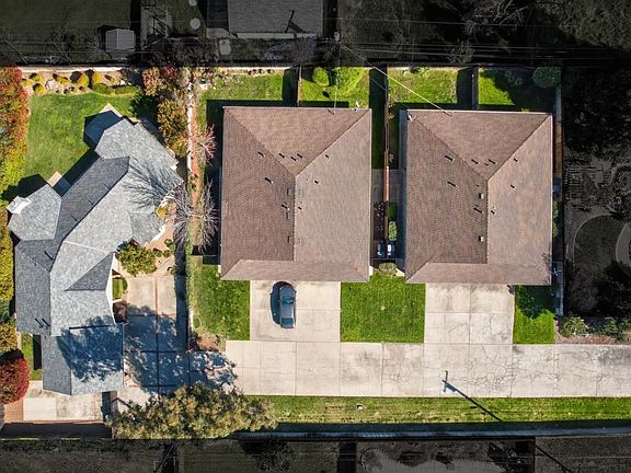 3rd image of 1921-1913 Belcot Rd