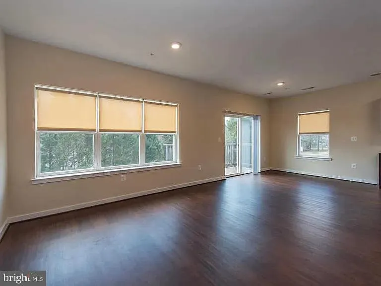 3303 Demirel Way #D — Photo 4