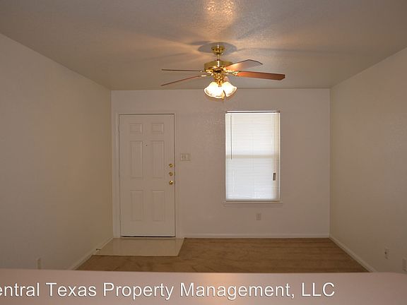 5th image of 221 W Dove Ln APT 203