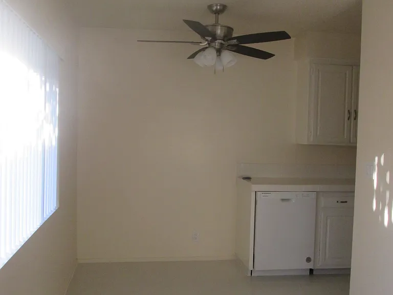 930 S Park Cir #1 — Photo 3